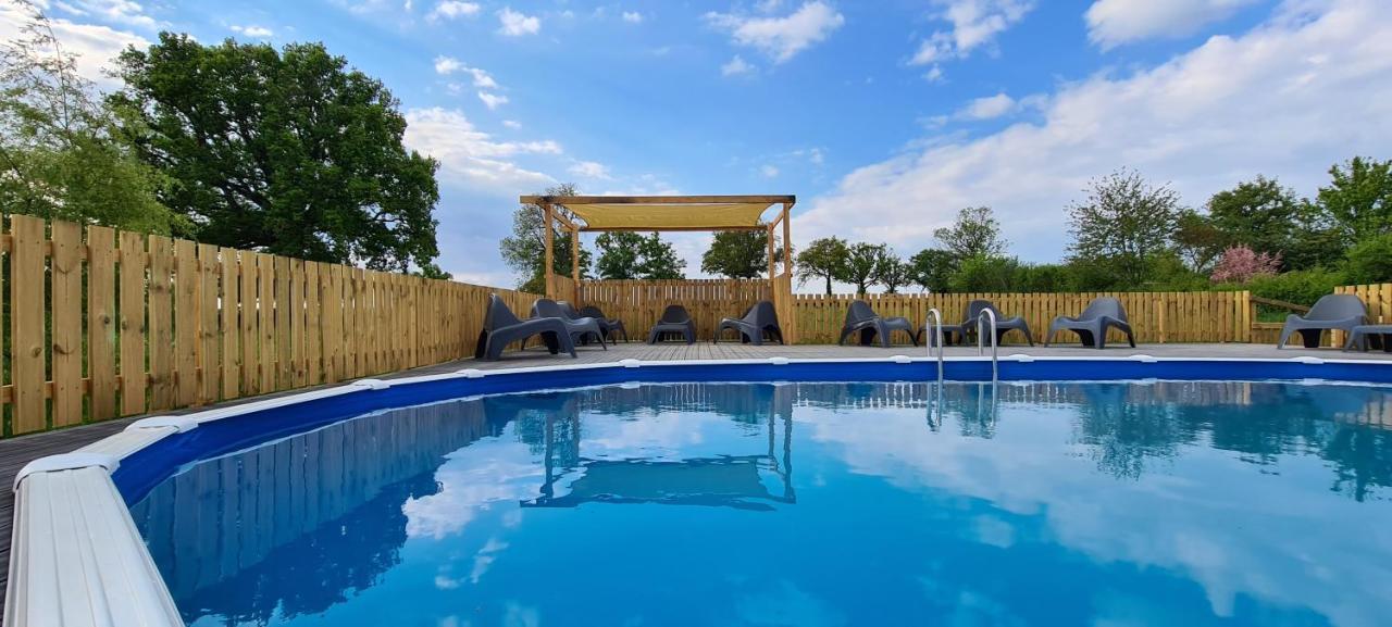 Bed and Breakfast Le Petit Moulin Saint-Hilaire  Экстерьер фото