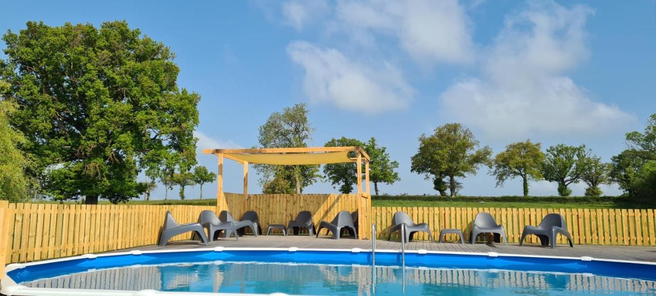 Bed and Breakfast Le Petit Moulin Saint-Hilaire  Экстерьер фото
