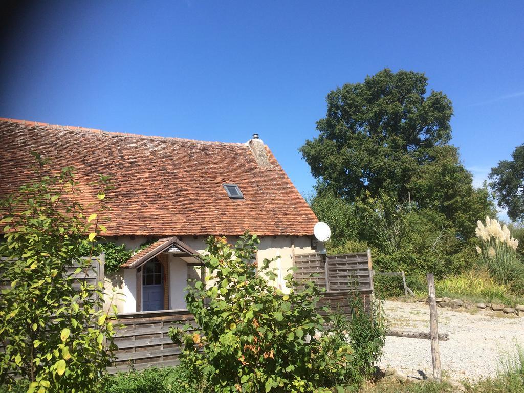 Bed and Breakfast Le Petit Moulin Saint-Hilaire  Экстерьер фото
