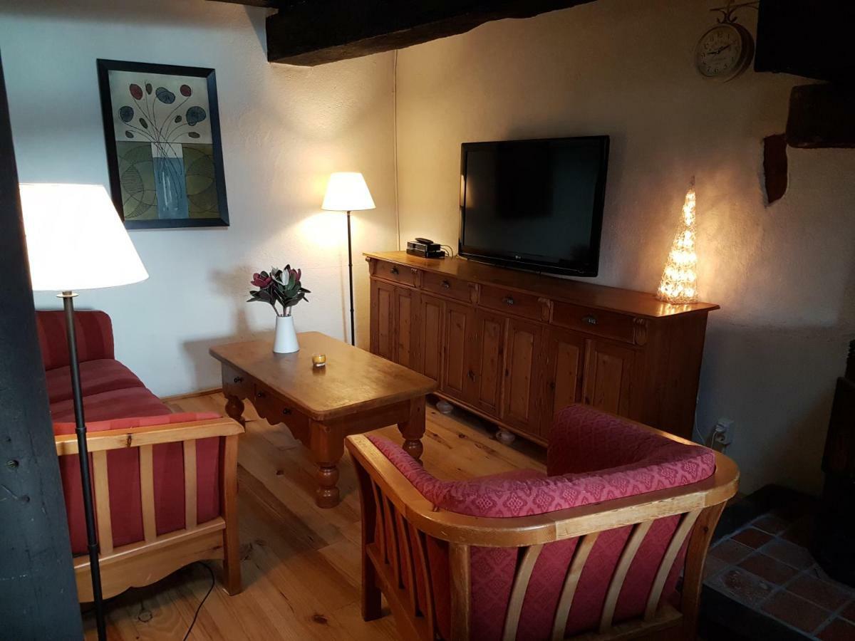 Bed and Breakfast Le Petit Moulin Saint-Hilaire  Экстерьер фото